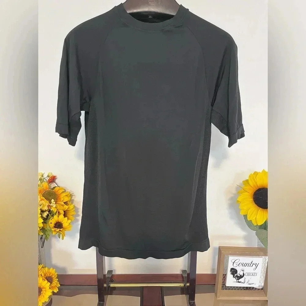 Point blank men’s size XL short sleeve body armor shirt